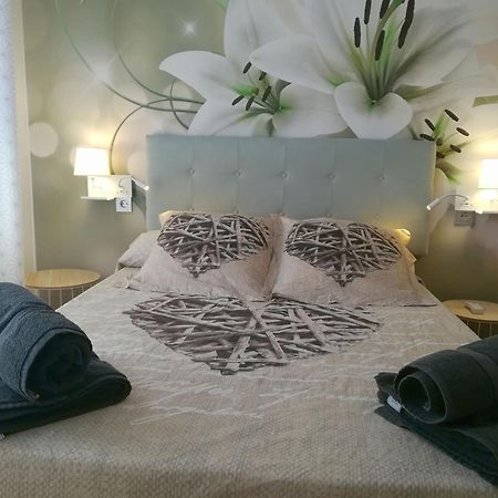 Atico Con Piscina Bellavista Leilighet Tudela Eksteriør bilde